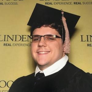 Meet your Posher, Becky